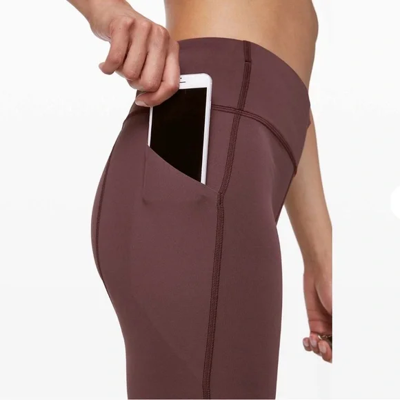 Lululemon Pace Rival Crop *22"
Cherry Cola - Picture 4 of 10